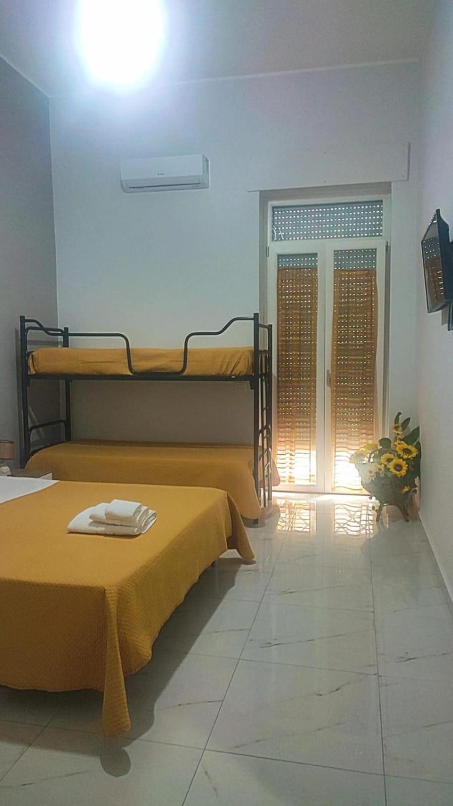 Casa Marano Apartment Torre Annunziata Bagian luar foto